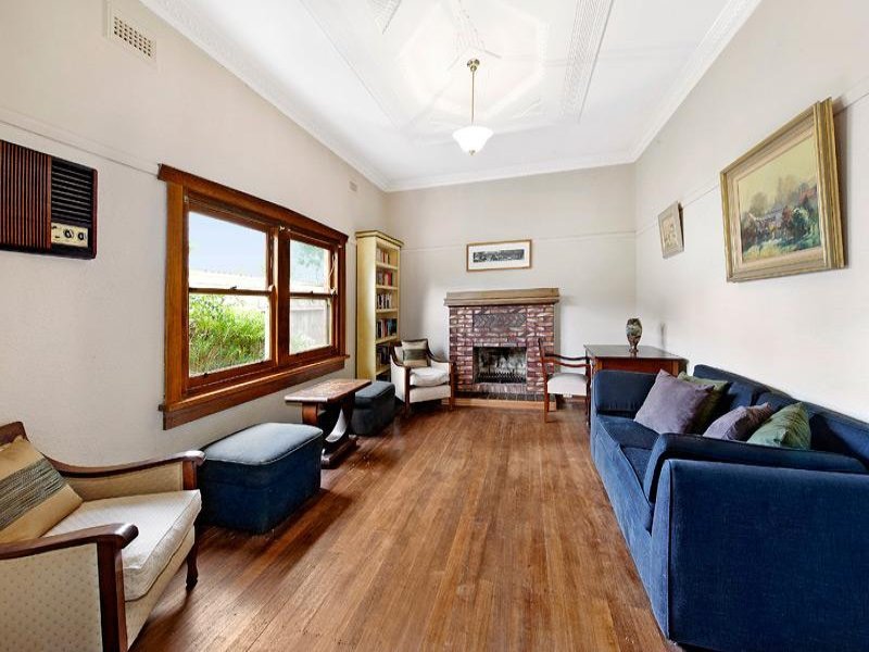 19 Hotham Street, Mont Albert image 3