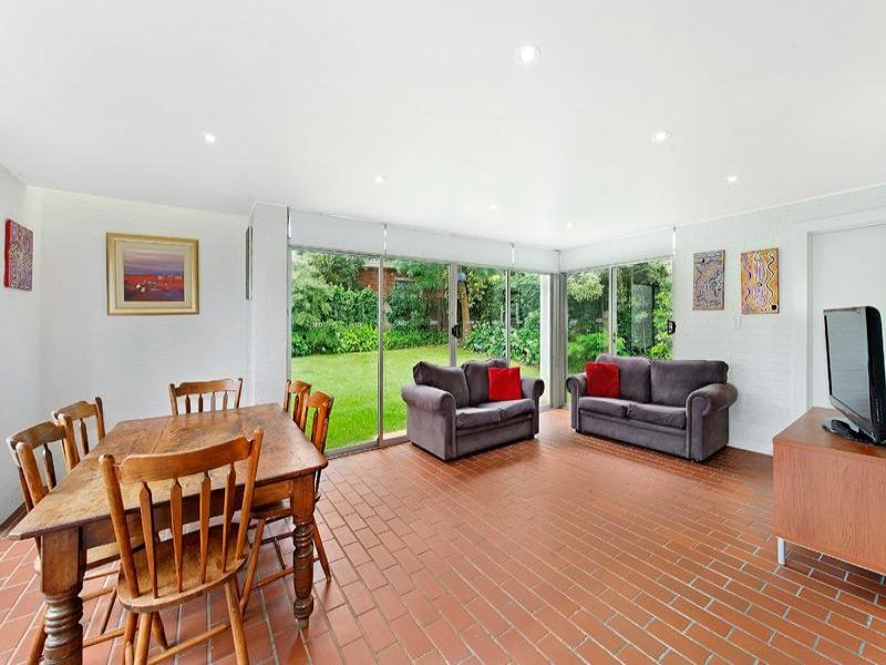 19 Hotham Street, Mont Albert image 5