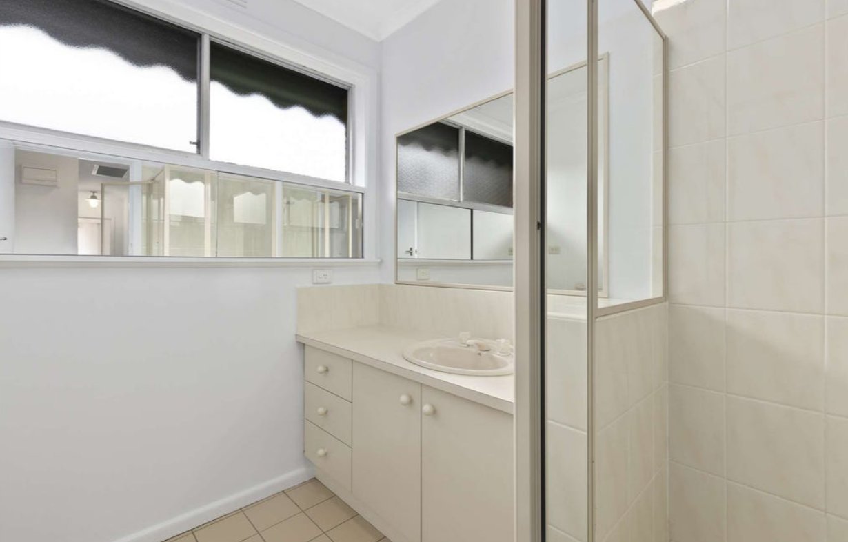 1/9 Iramoo Street, Balwyn image 8