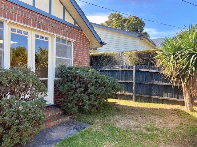 19 Isabella Street Parkdale