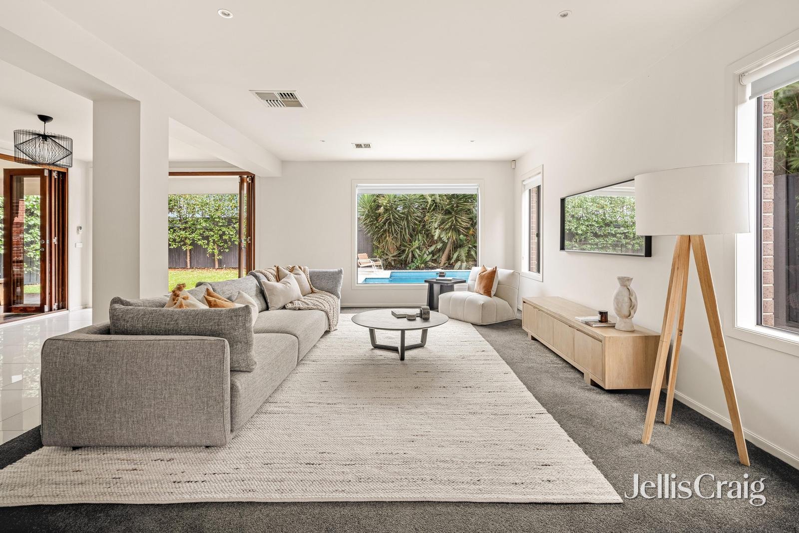 19 James Avenue, Aspendale image 2