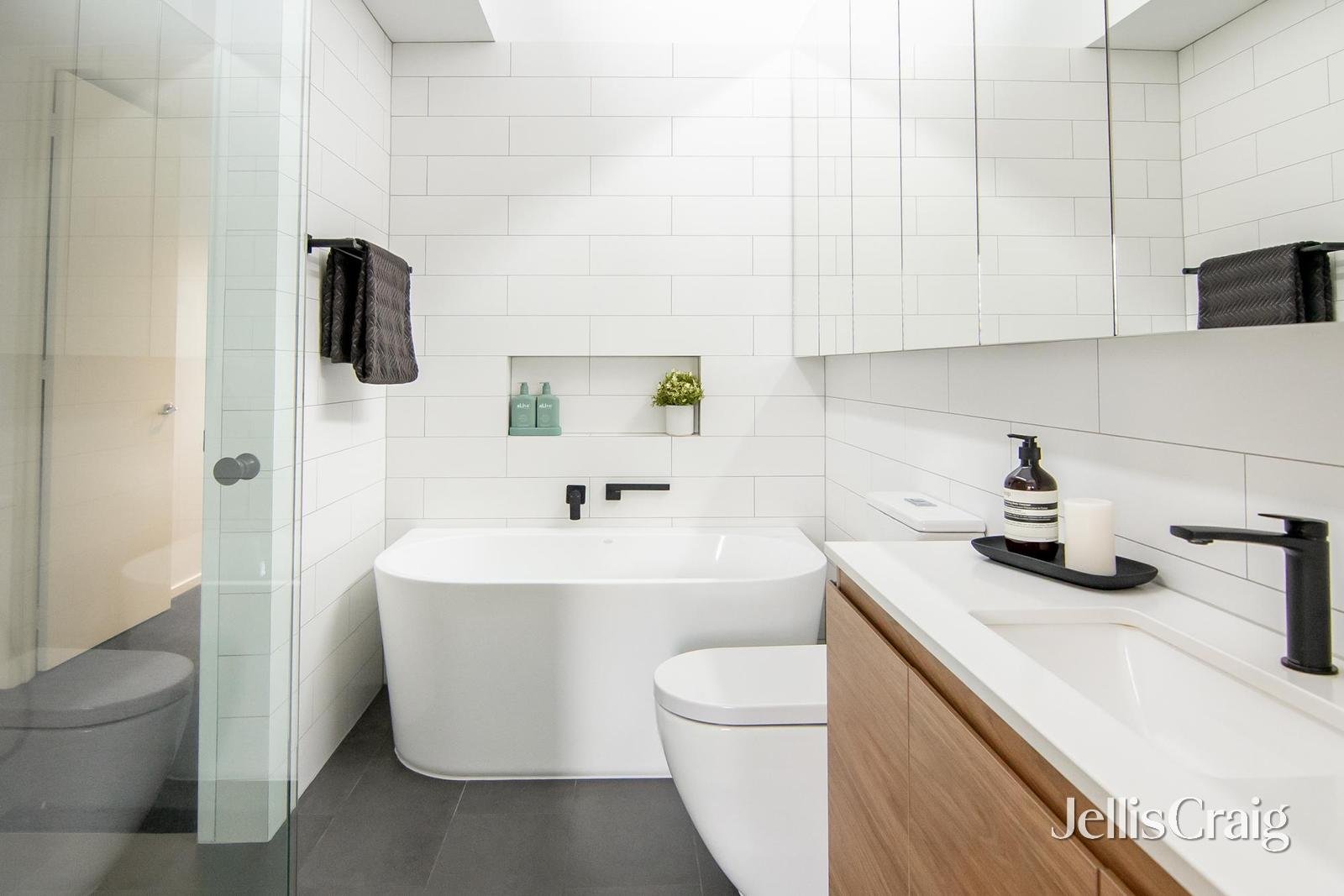 19 James Avenue, Kew image 11