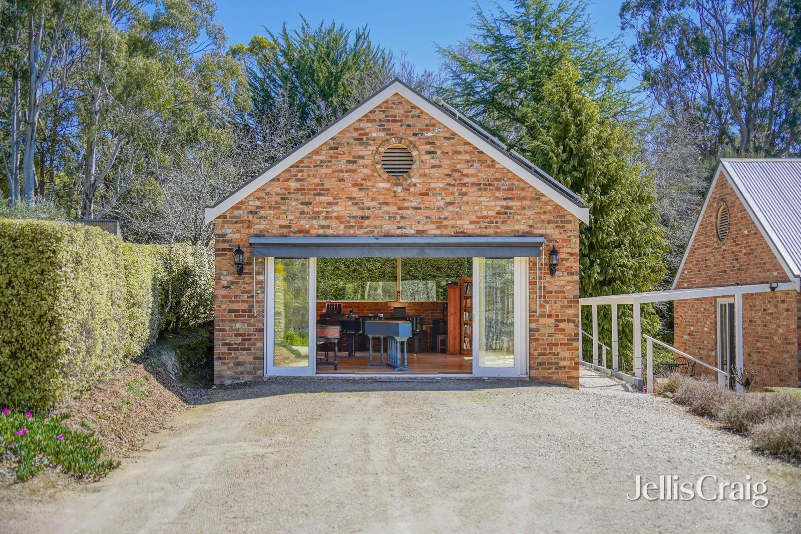 19 Jason Drive, Woodend image 14