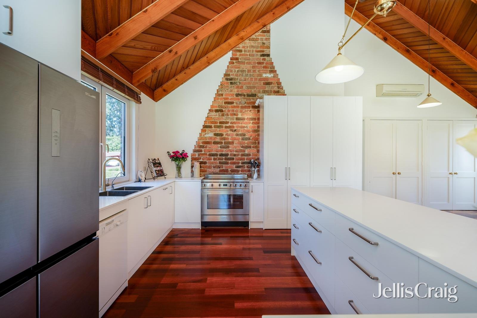 19 Jason Drive, Woodend image 4