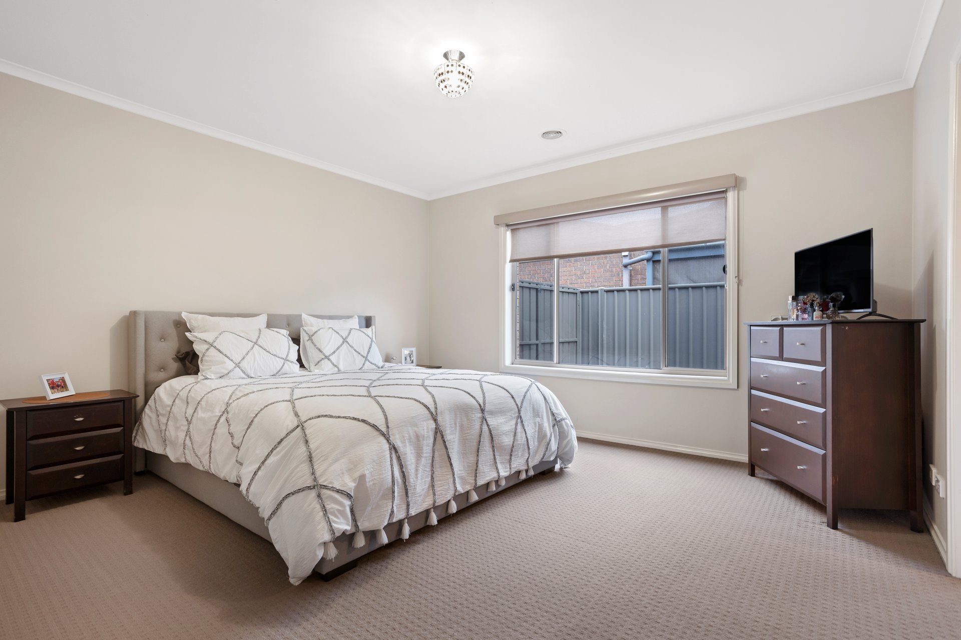 19 Jessie Evelyn Crescent, Kyneton image 2