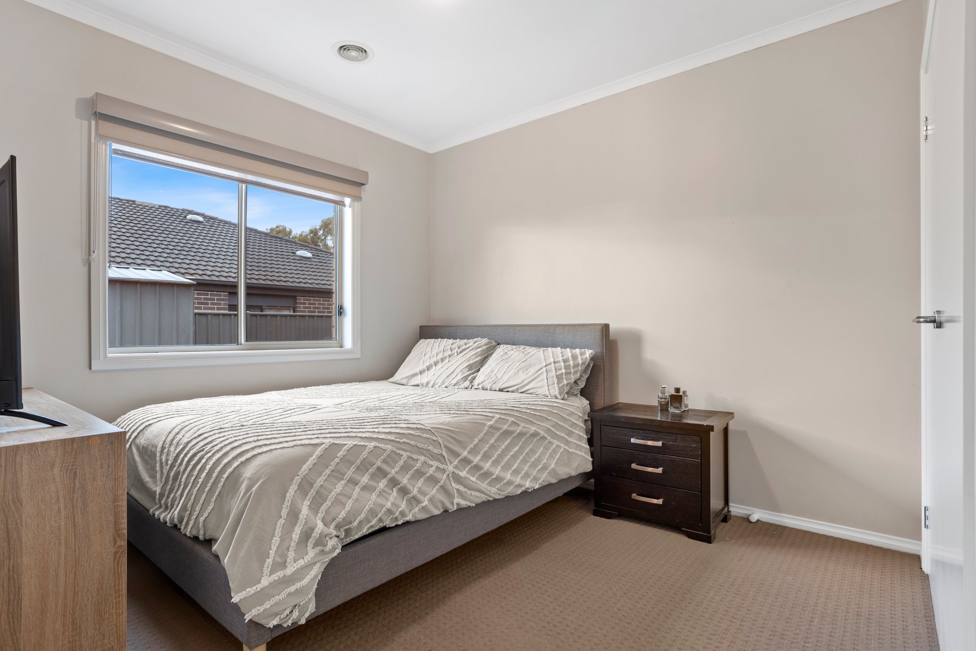 19 Jessie Evelyn Crescent, Kyneton image 3