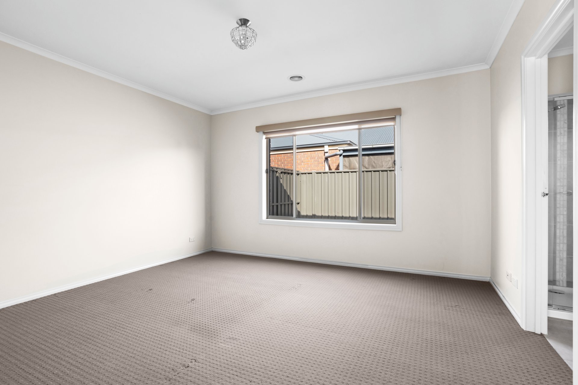 19 Jessie Evelyn Crescent, Kyneton image 10