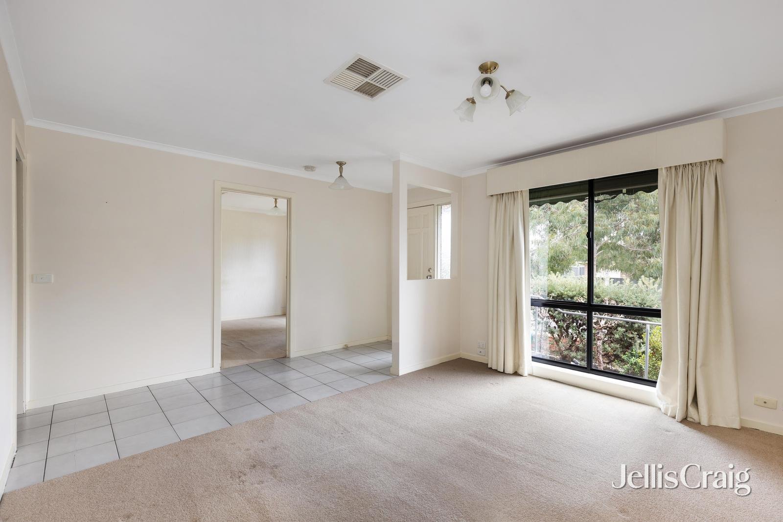 19 John Ryan Drive, South&nbsp;Morang image 3