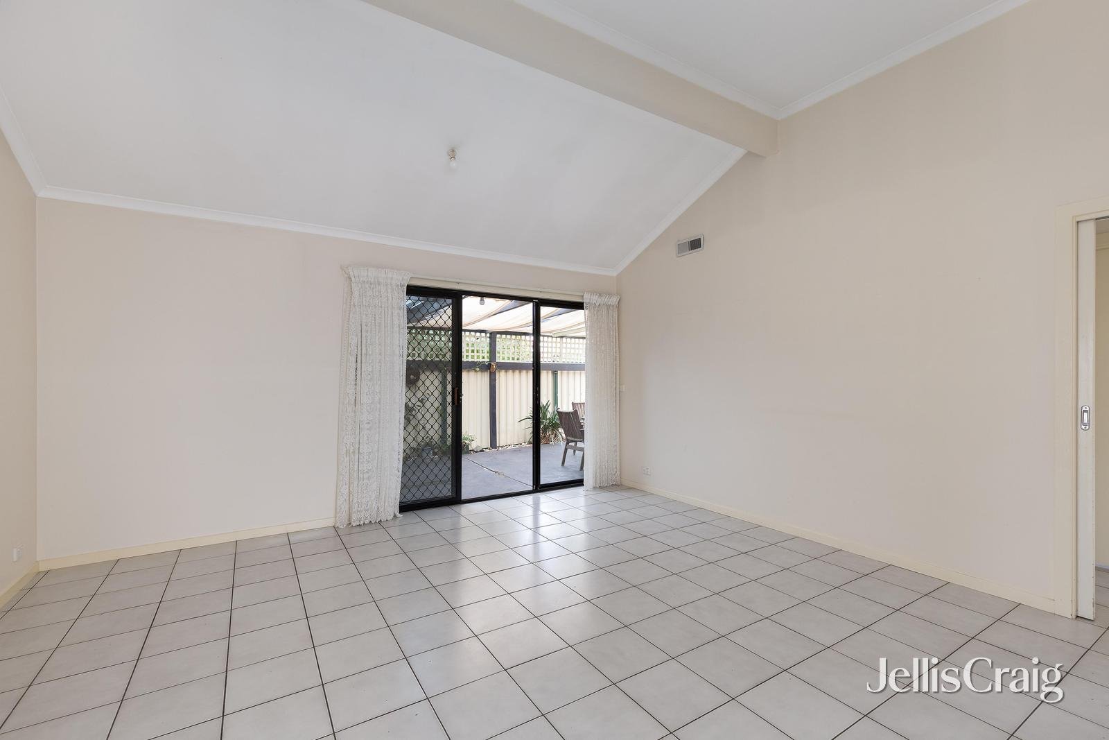 19 John Ryan Drive, South&nbsp;Morang image 7