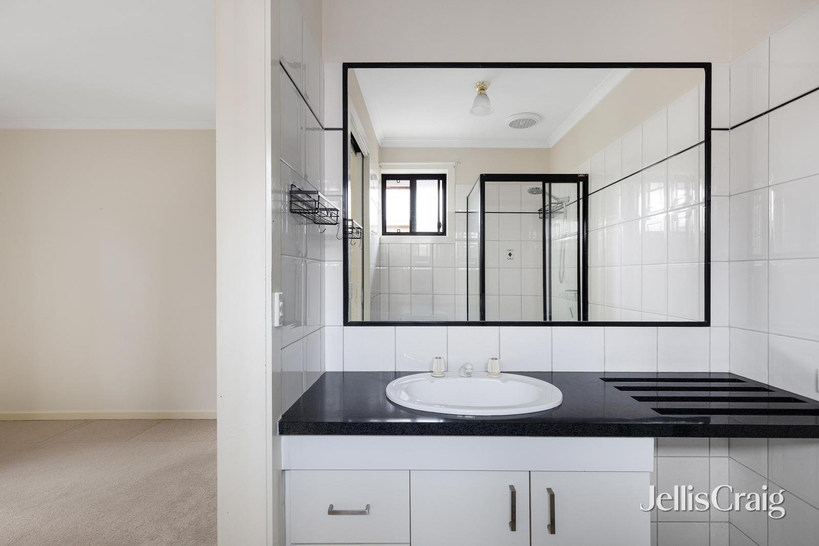 19 John Ryan Drive, South&nbsp;Morang image 9