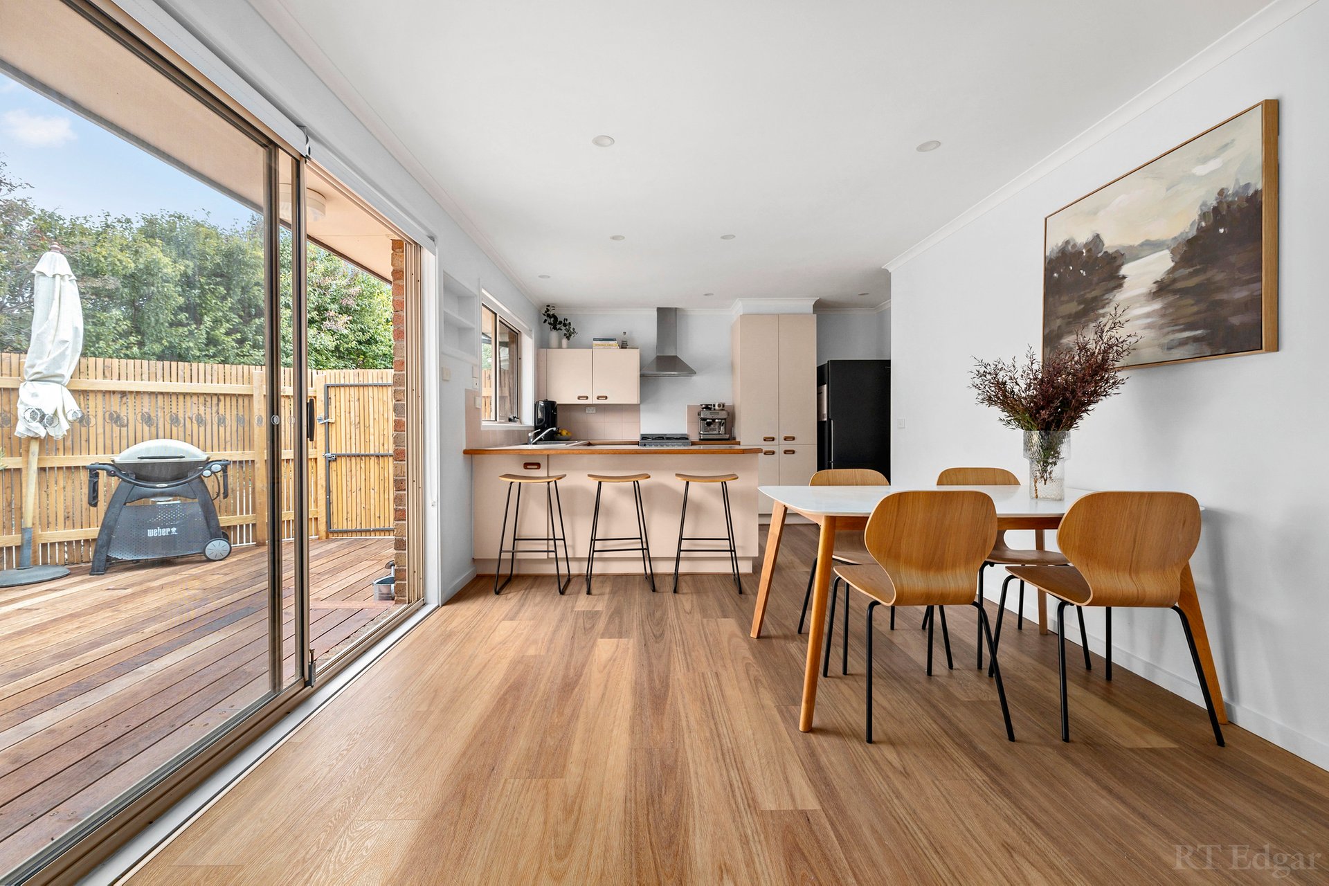Property Gallery Thumbnail 2