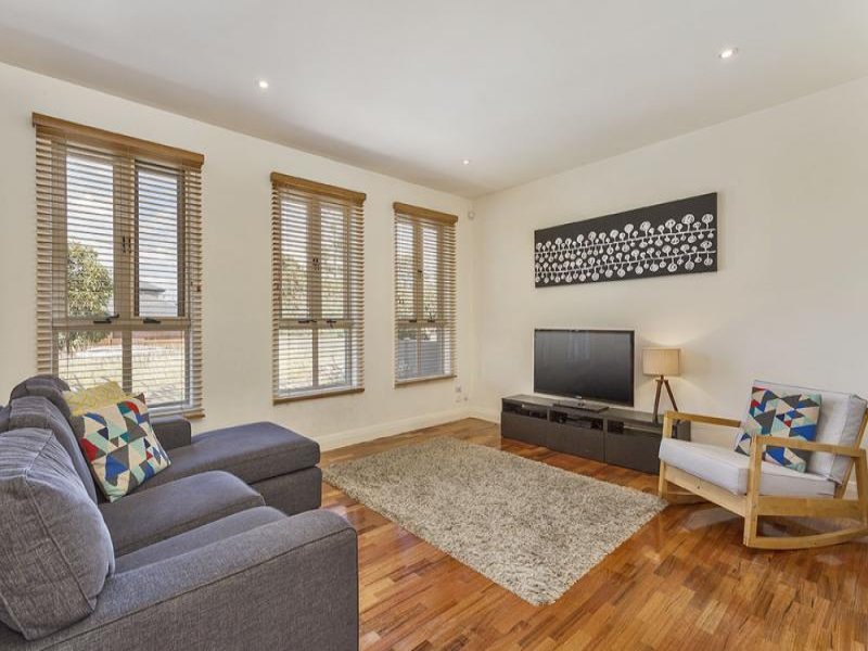 Property Gallery Thumbnail 2