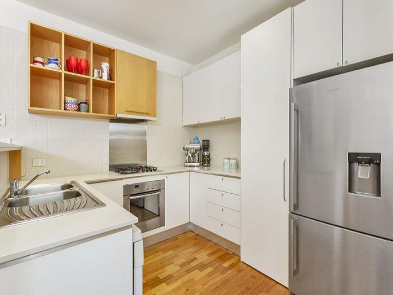 Property Gallery Thumbnail 3