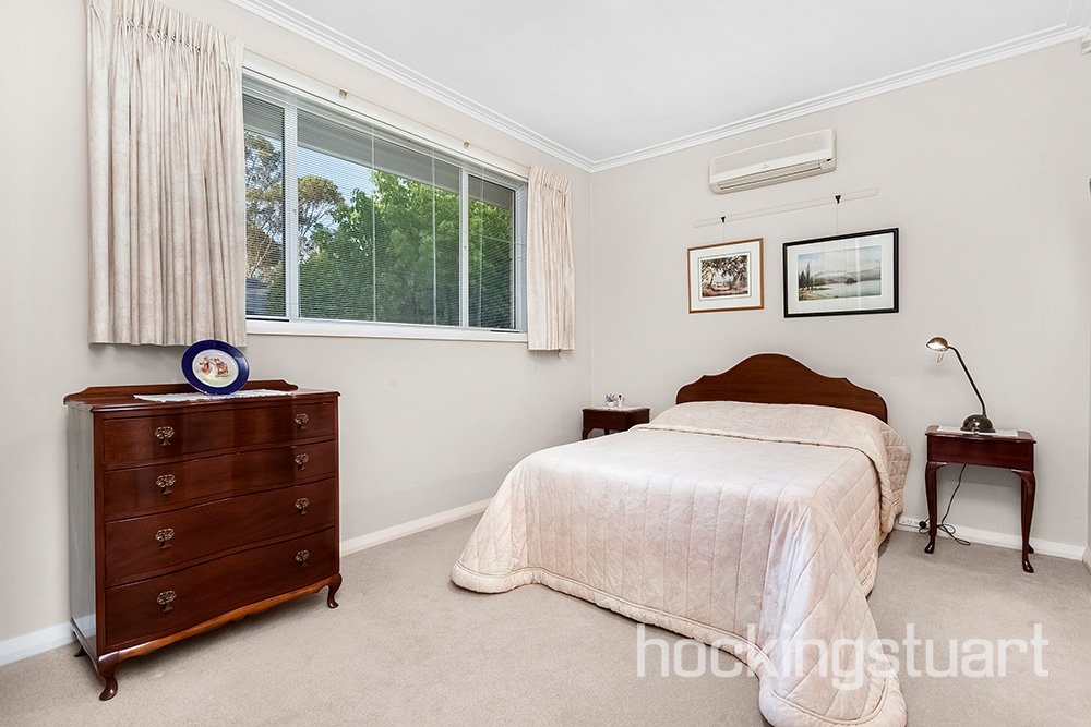 19 Kawarren Street, Balwyn North image 7