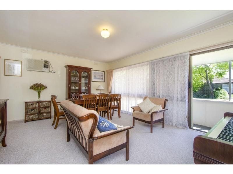 19 Keeshan Court, Altona image 4