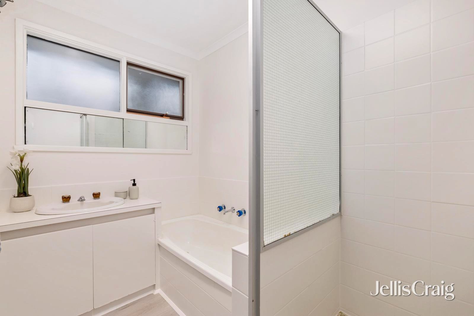 1/9 Kennedy Avenue, Ringwood image 7