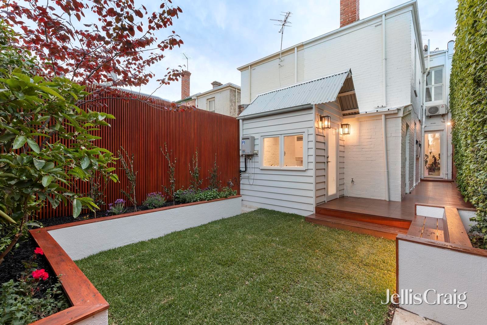 19 Kerferd Road, Albert Park image 16