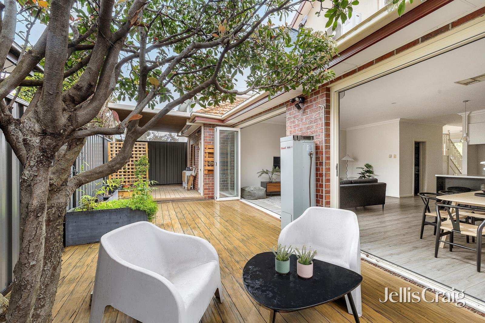 19 Kingham Street, Newport image 6