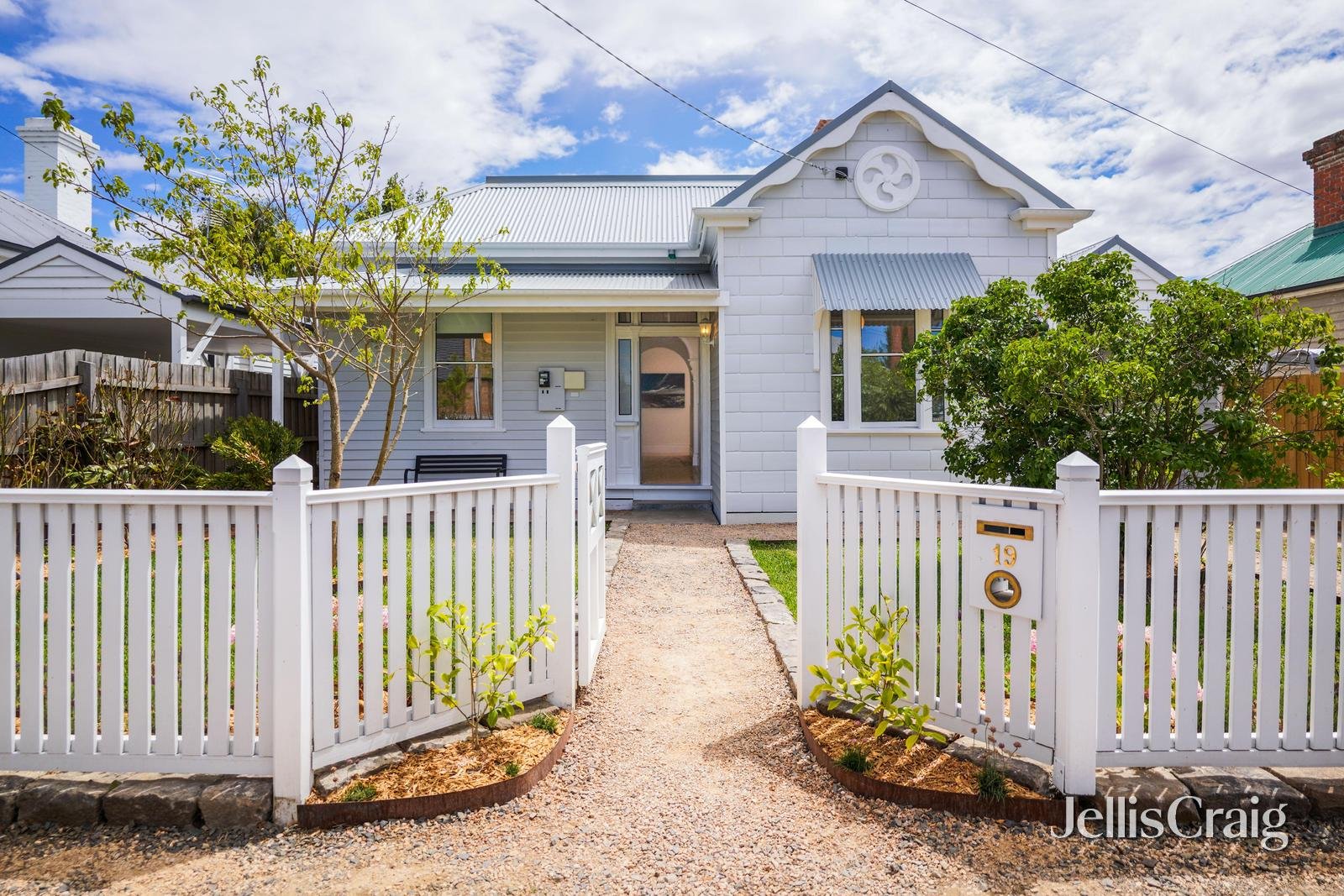 19 Lauriston Street, Kyneton image 1