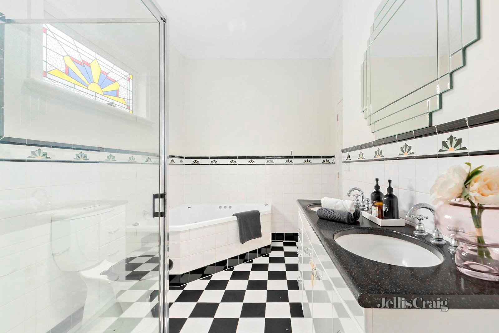 19 Lawry Street, Northcote image 11