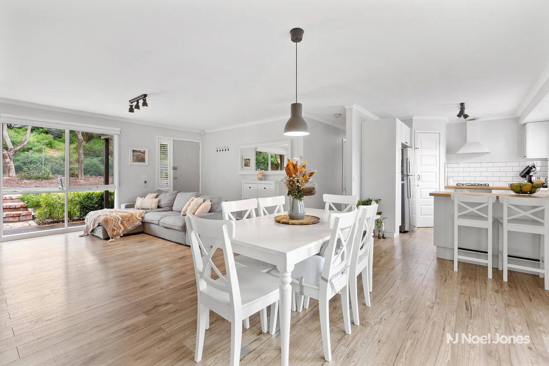 19 Lehmann Place, CROYDON HILLS VIC 3136 Noel Jones