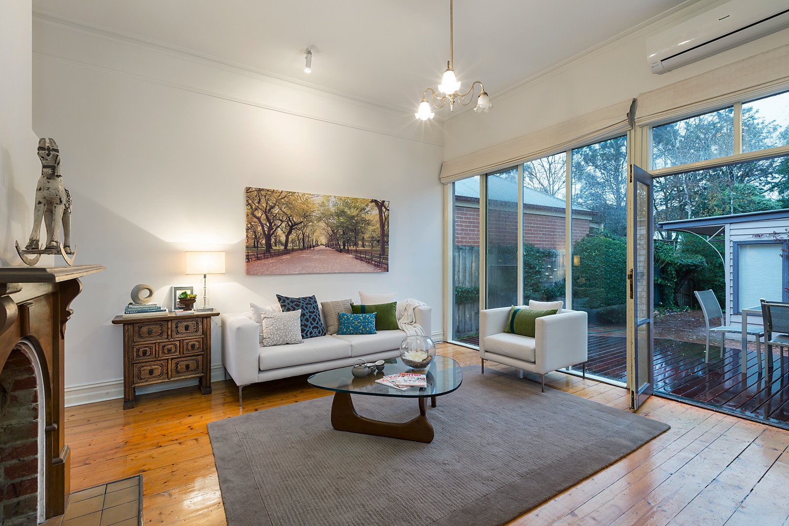 19 Lingwell Road, Hawthorn East image 3