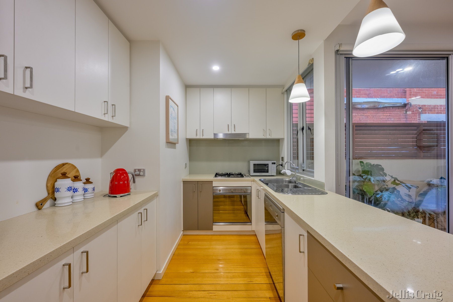 1/9 Loughmore Lane, North Melbourne image 4