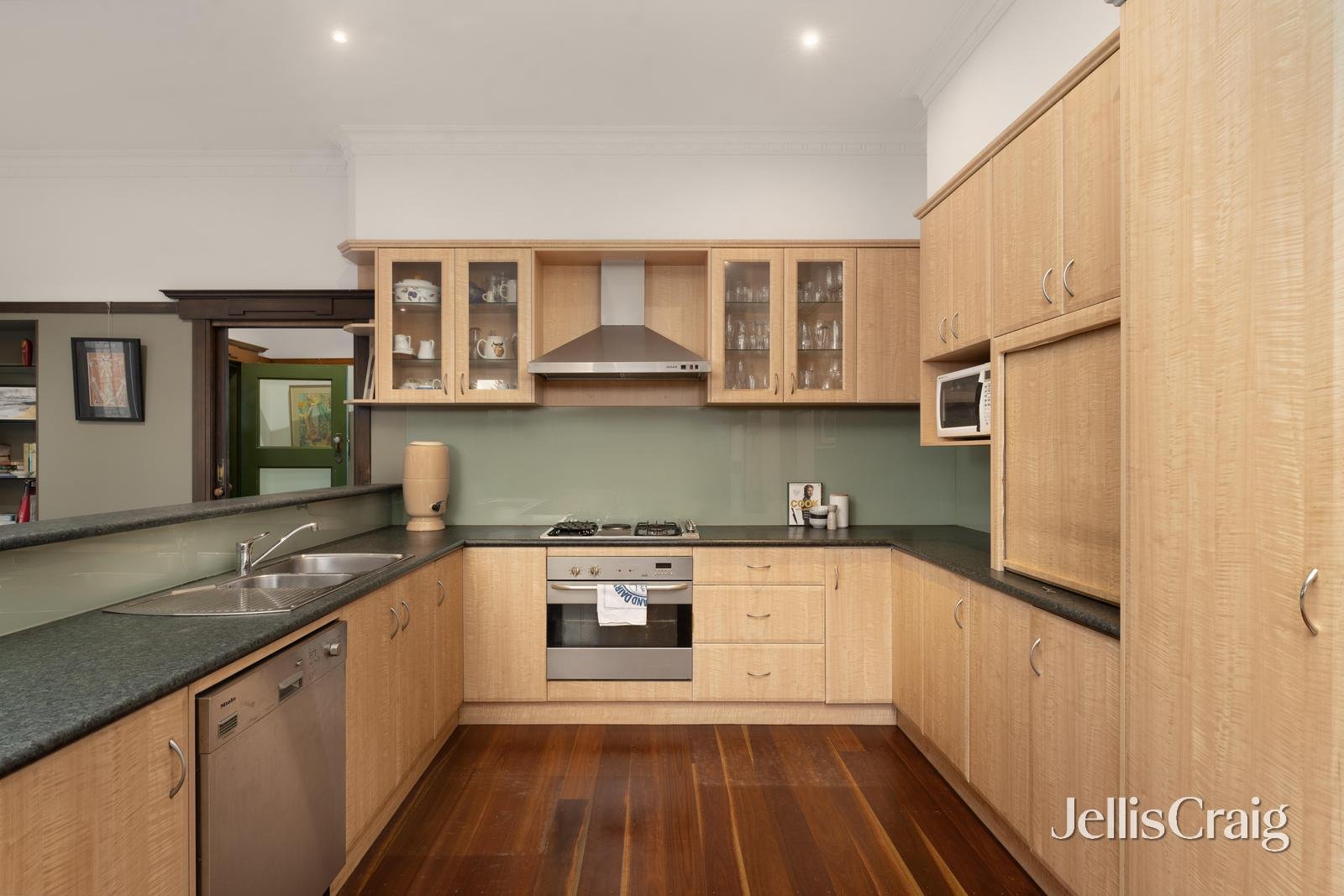 19 Lyons Street North, Ballarat Central image 8