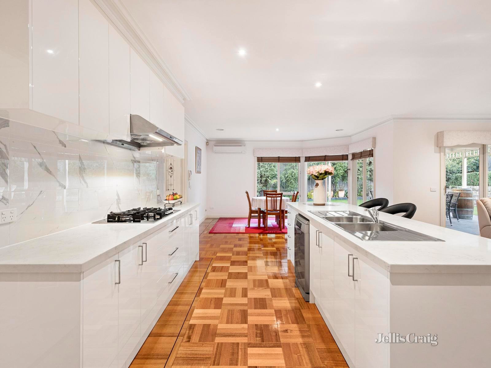 19 Macedon Court, Templestowe Lower image 2