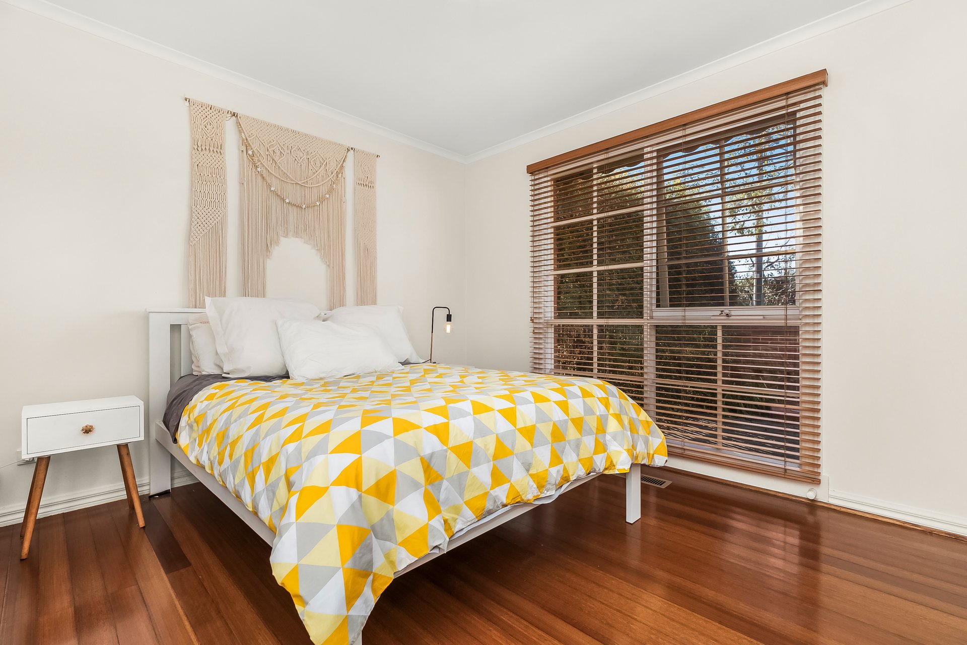 Property Gallery Thumbnail 6
