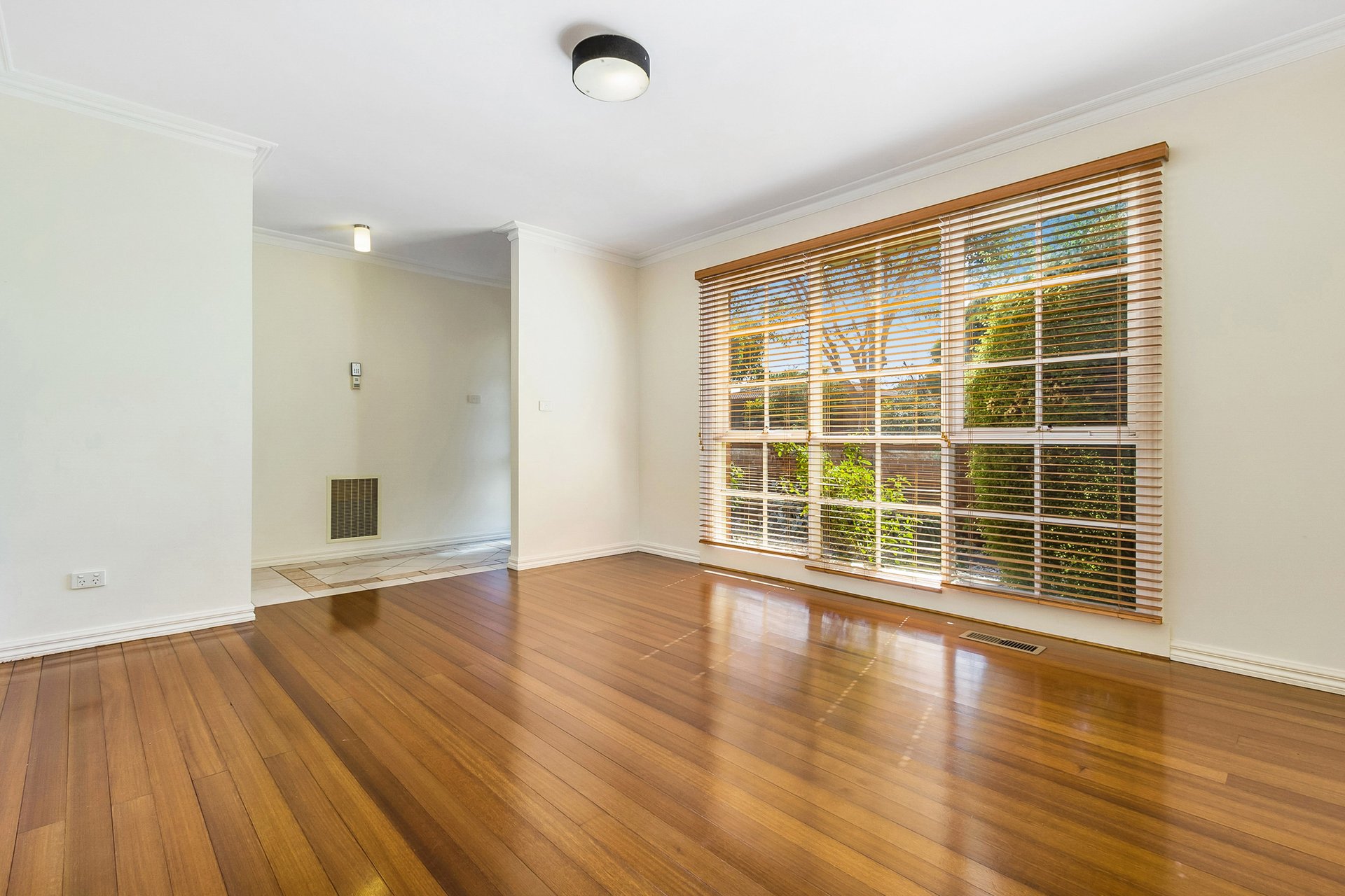 Property Gallery Thumbnail 2