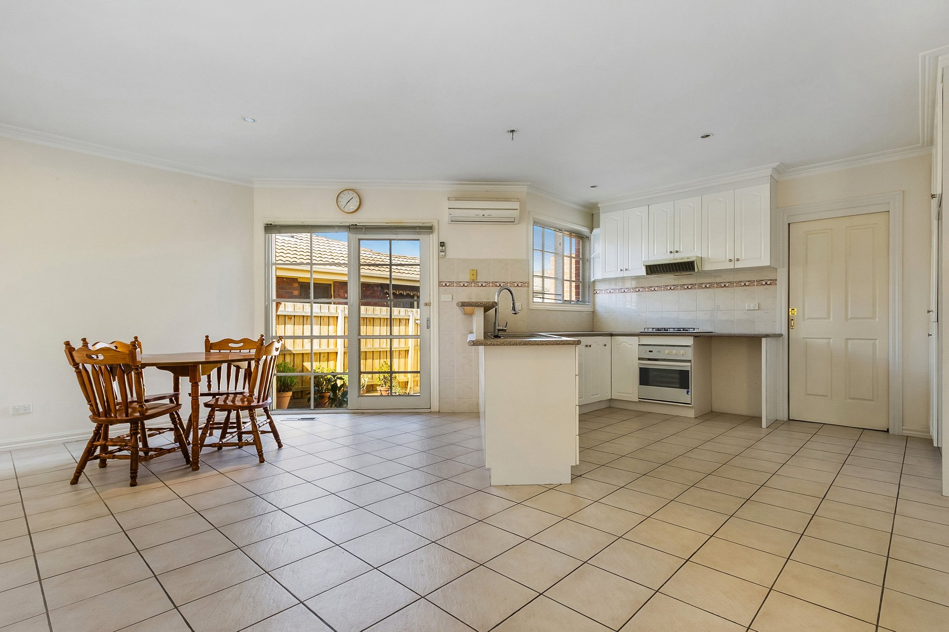 Property Gallery Thumbnail 3