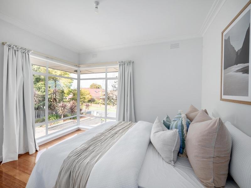 19 Madeline Street, Glen Iris image 10