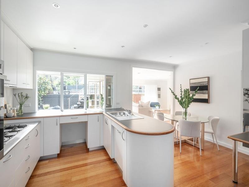 19 Madeline Street, Glen Iris image 18