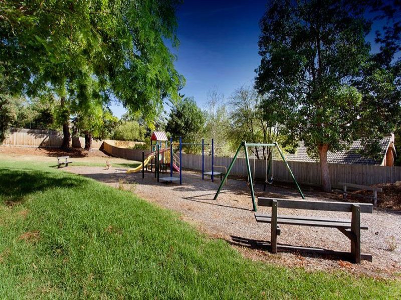 19 Manniche Avenue, Mont Albert North image 10
