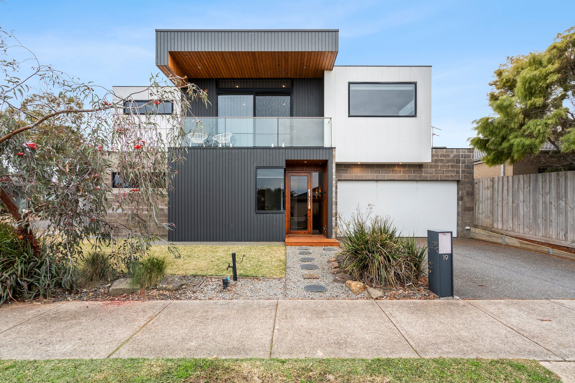19 Markham Drive, Ocean Grove image 1