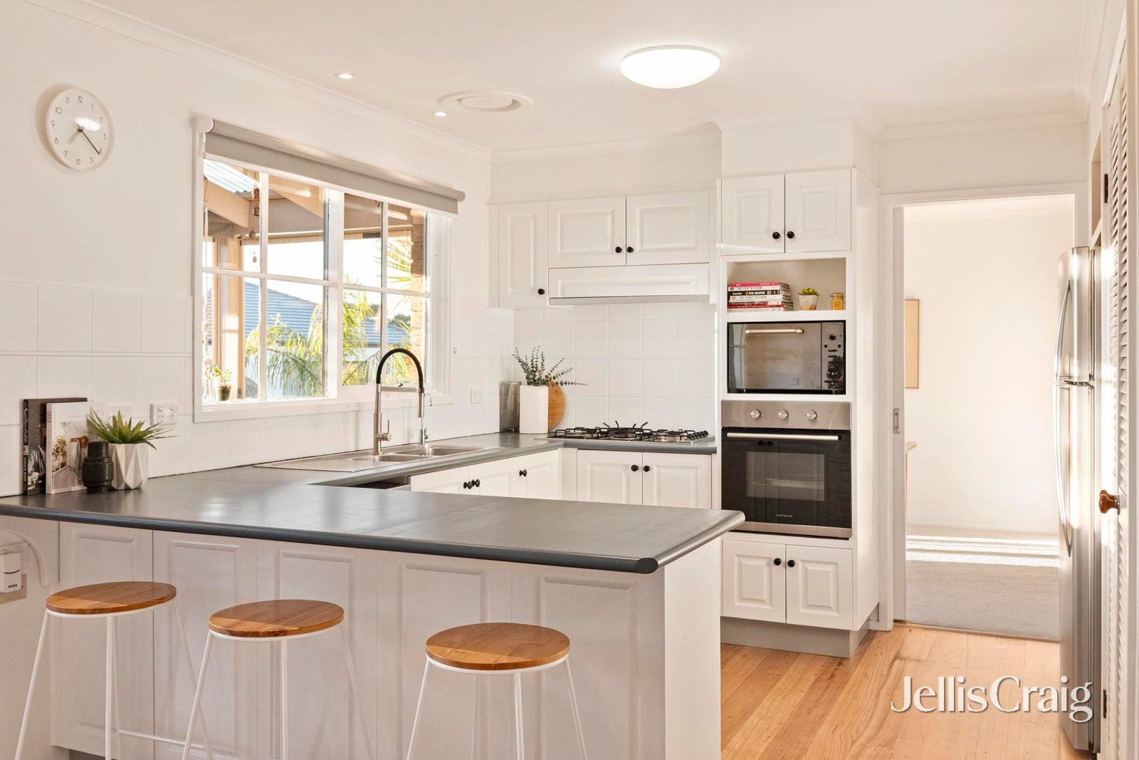 19 McMahon Court, Ringwood North image 10