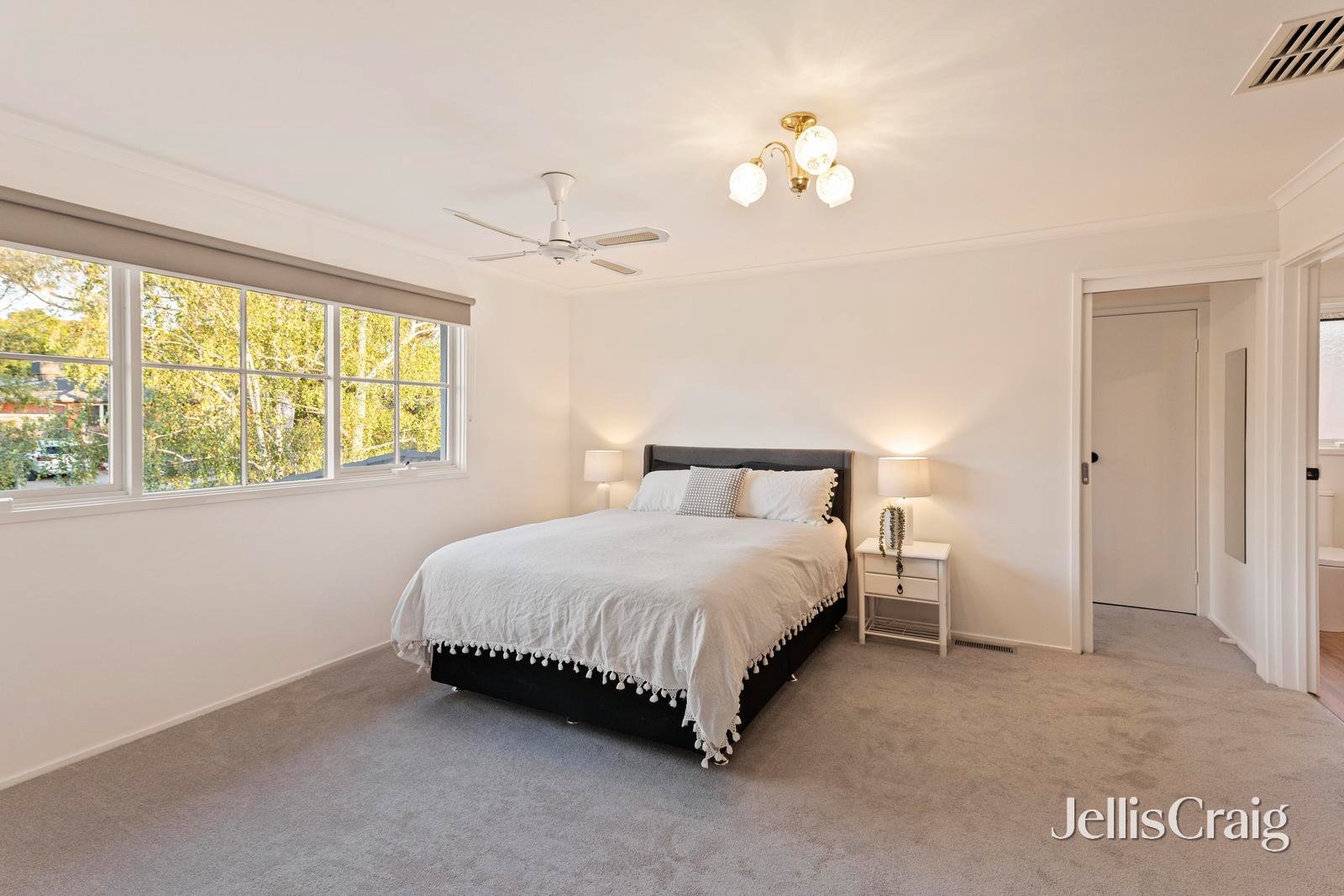 19 McMahon Court, Ringwood North image 12