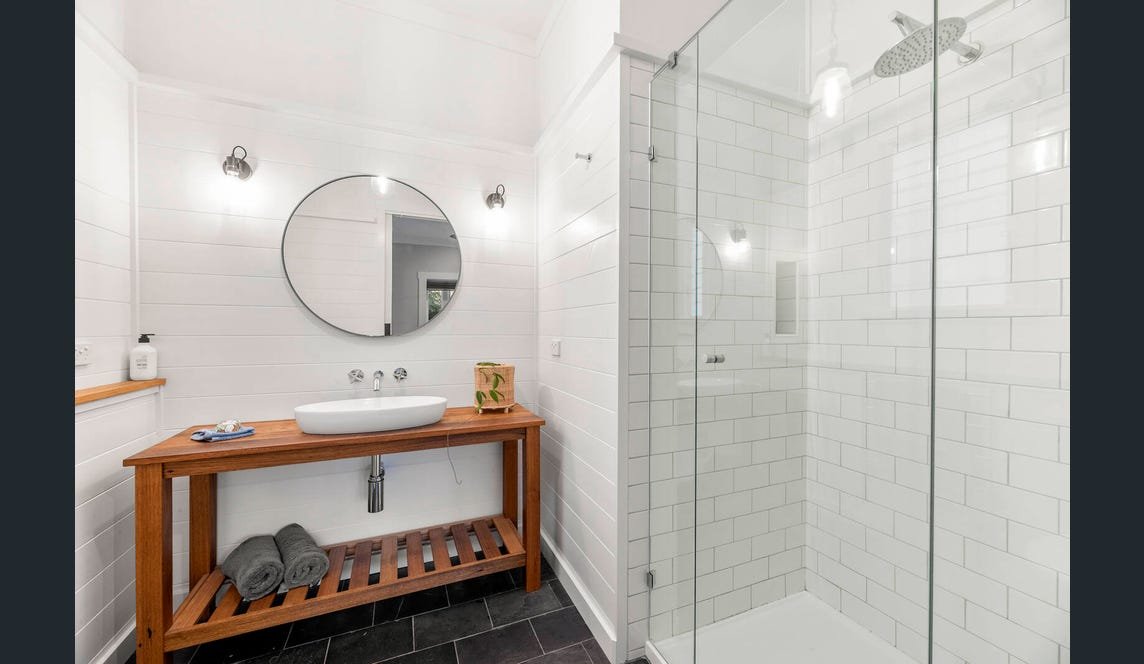 Property Gallery Thumbnail 10