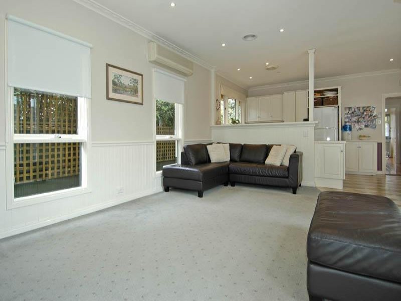 19 Mervyn Street, Newtown image 6
