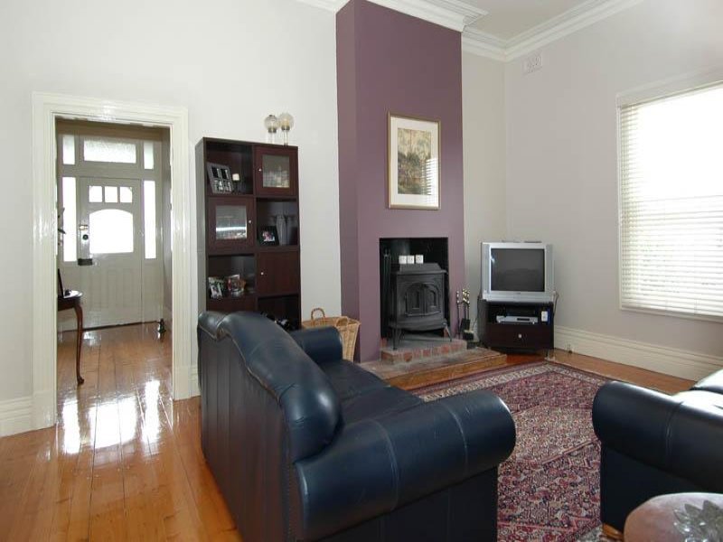 19 Mervyn Street, Newtown image 8