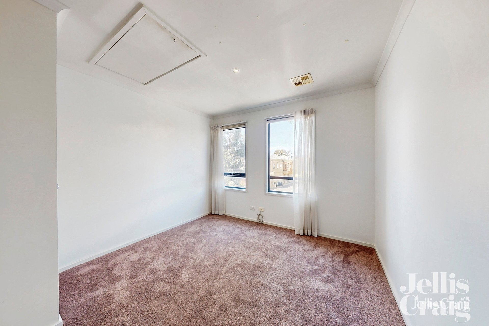 19 Neale Street, Kensington image 9