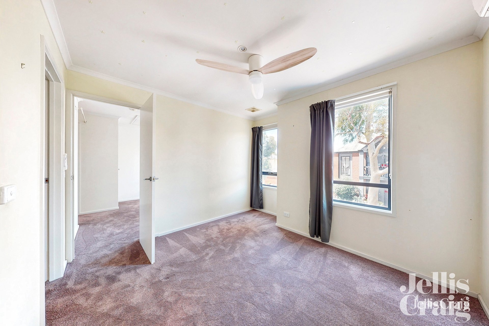 19 Neale Street, Kensington image 10