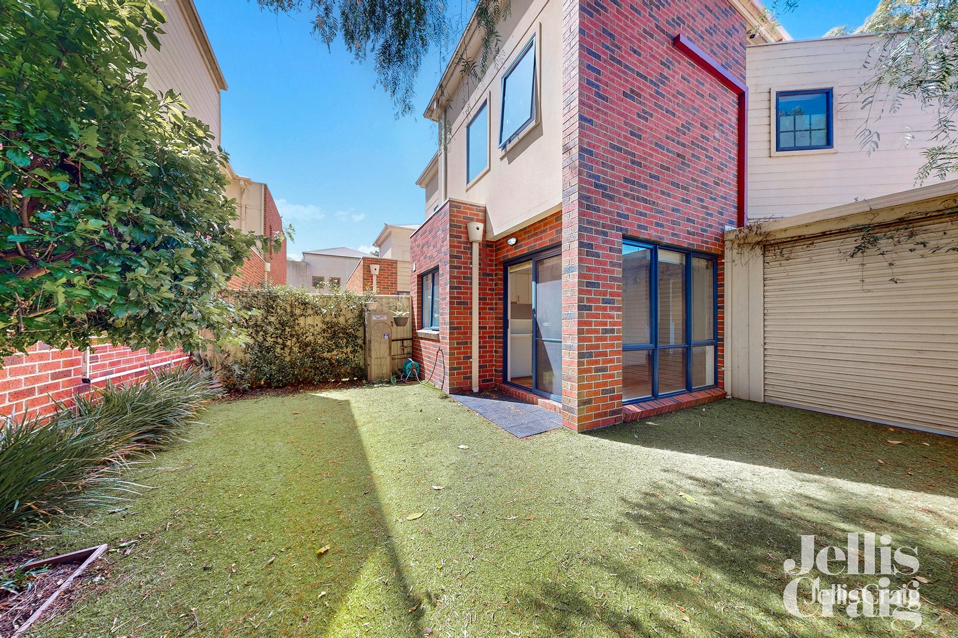 19 Neale Street, Kensington image 15