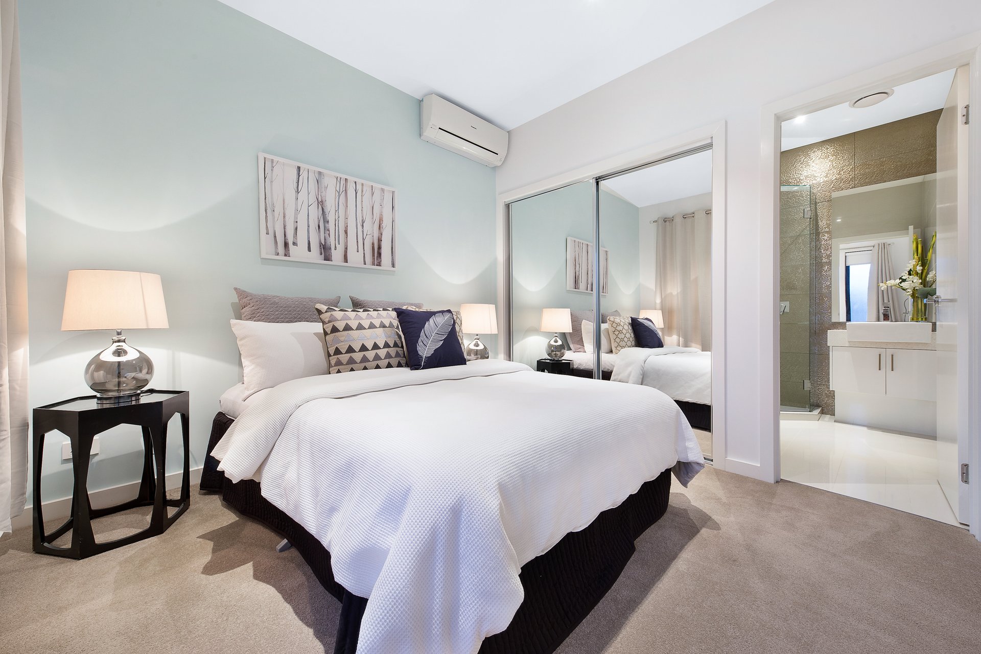 1/9 Newton Grove, Glen Waverley image 6