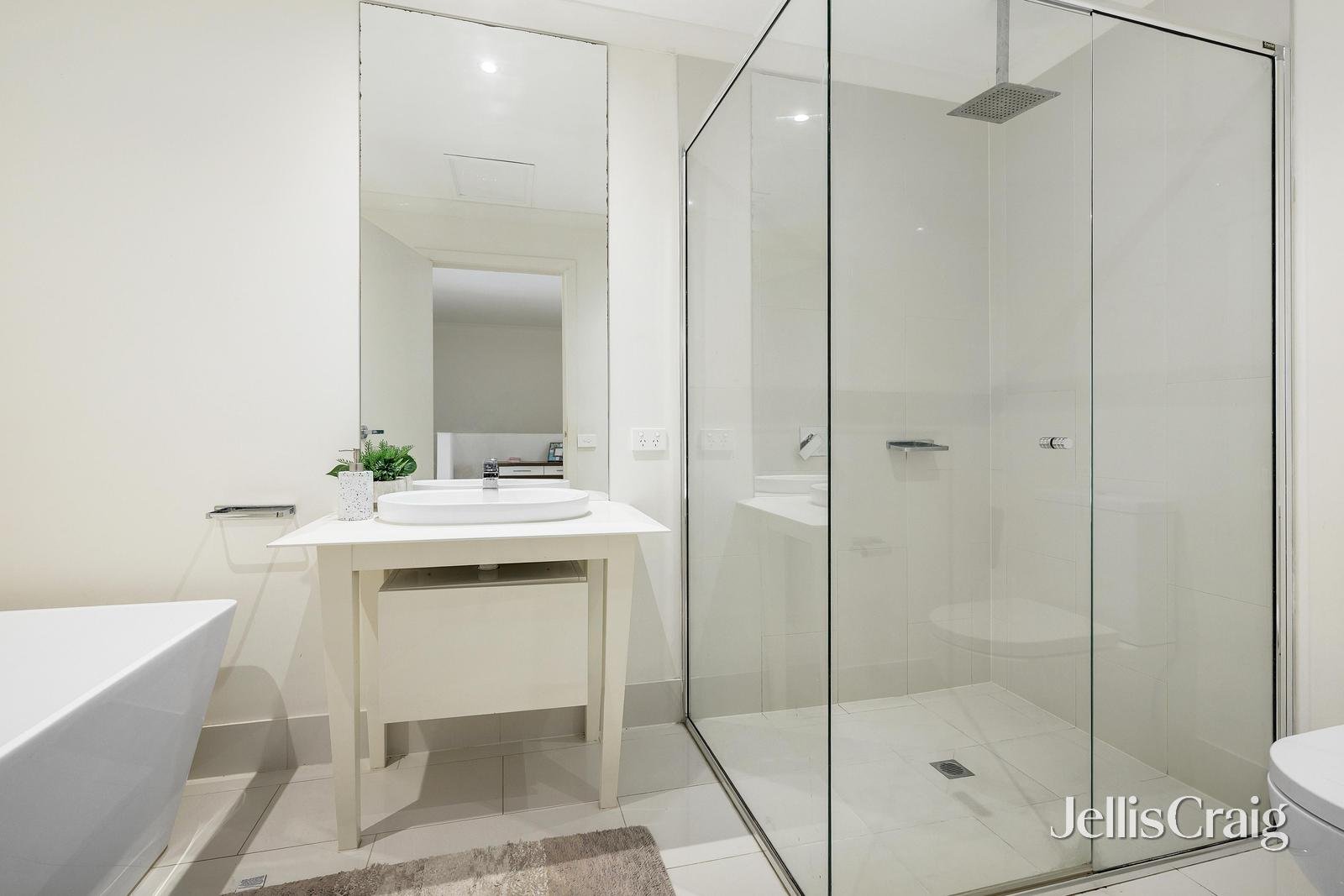 19 Orana Way, Springvale image 4