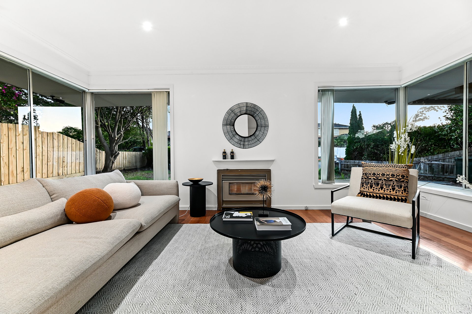 1/9 Palm Beach Crescent, Mount Waverley image 7