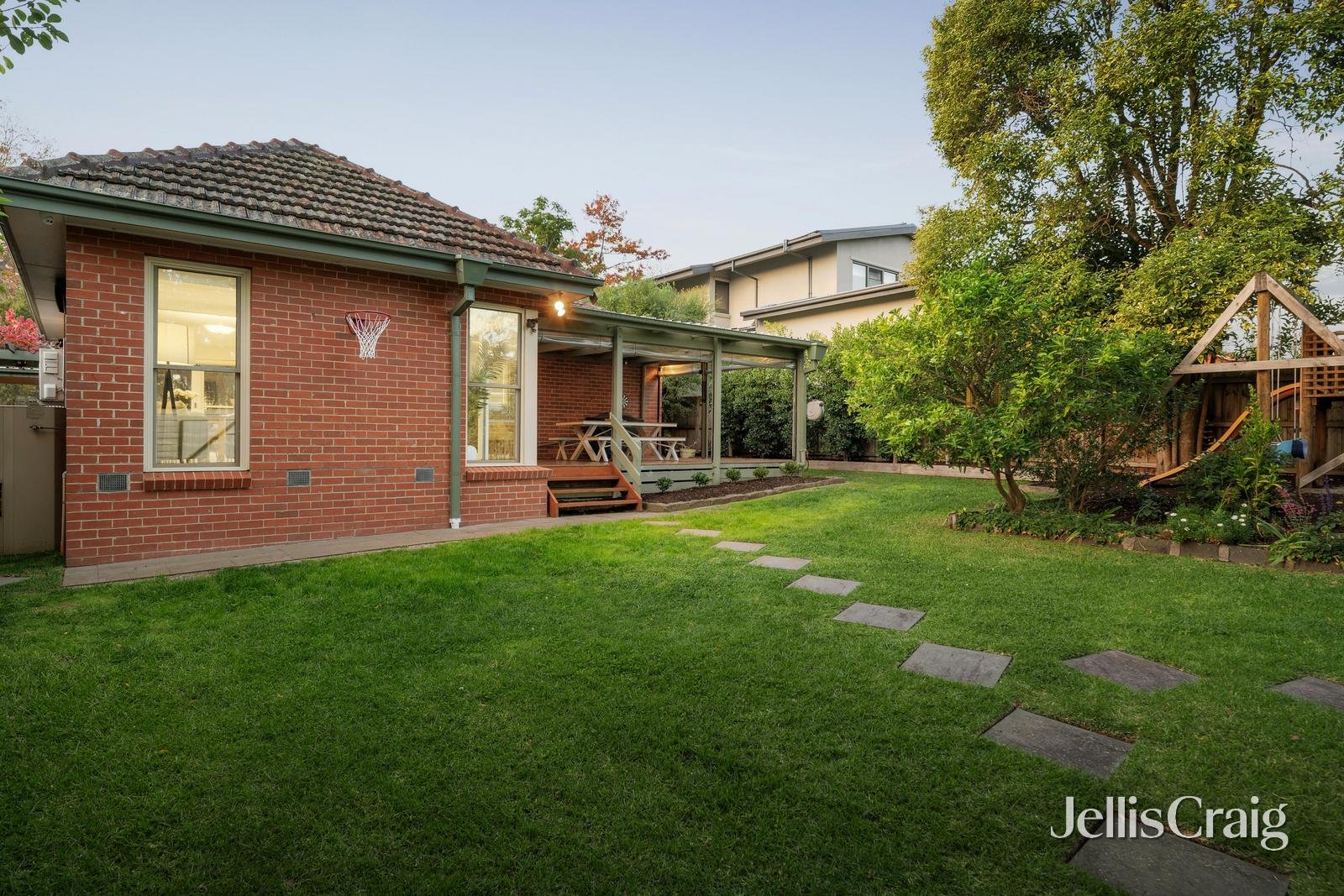 19 Park Road, Surrey&nbsp;Hills image 12