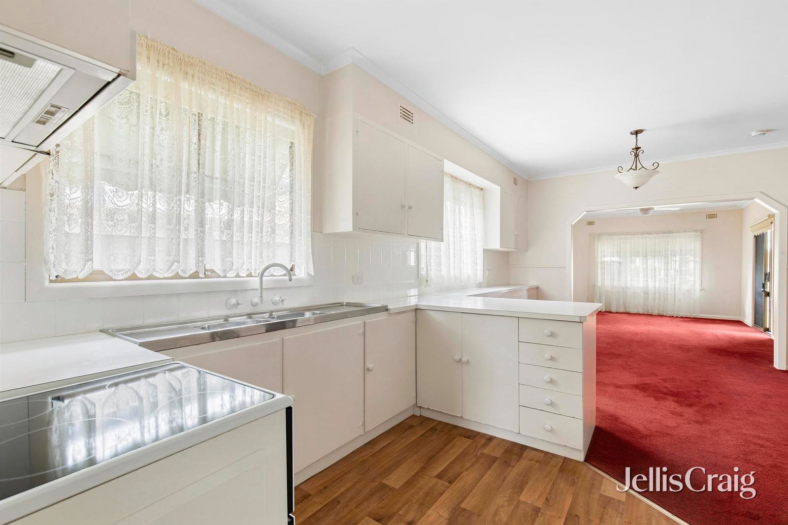 19 Park Street, Belmont image 4