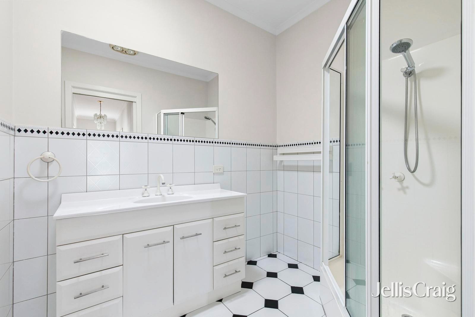 19 Park Street, Belmont image 8